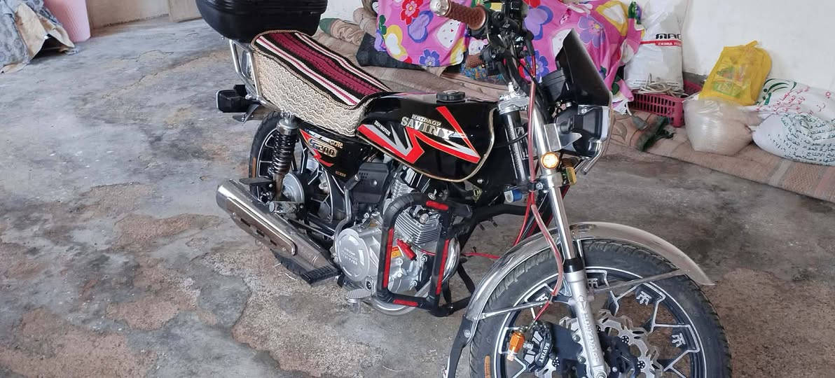 يالله السلام عليكم ايراني 2025 زيرو دراجه مكينه 200cc بس تركب وتطلع السعر 875 بي مجال حك جيه لتصال ***********
