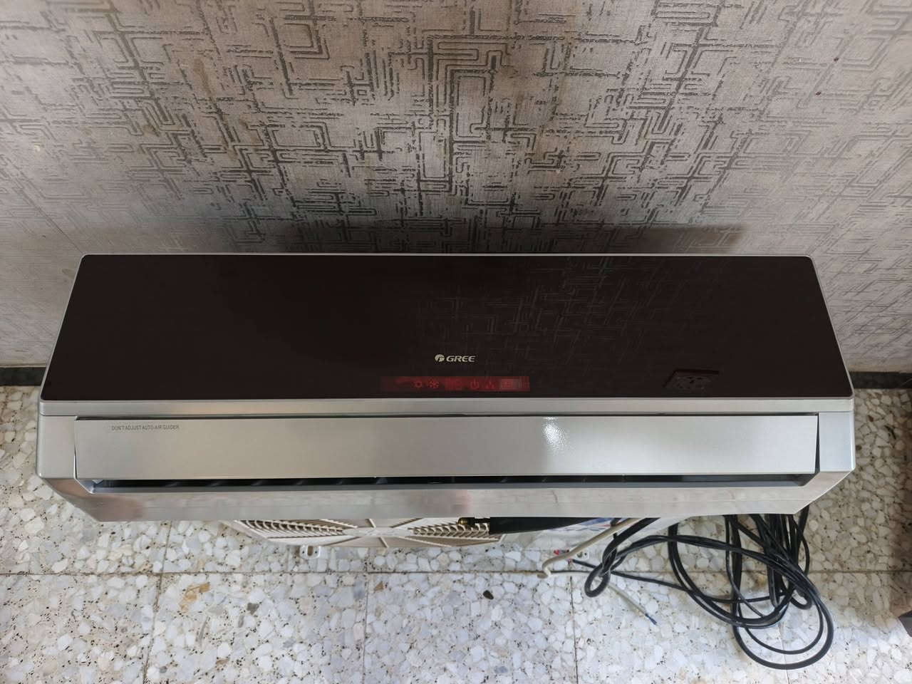 سبلت كري طن جديد مشتغل أقل موسم غاز ٢٢  عنوان بغداد بلديات ***********
