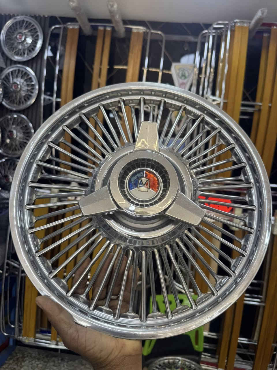 السلام عليكم
تخم كبات كلكسي 
كماليات حمودي القريشي 
بغداد حي العامل 
***********
