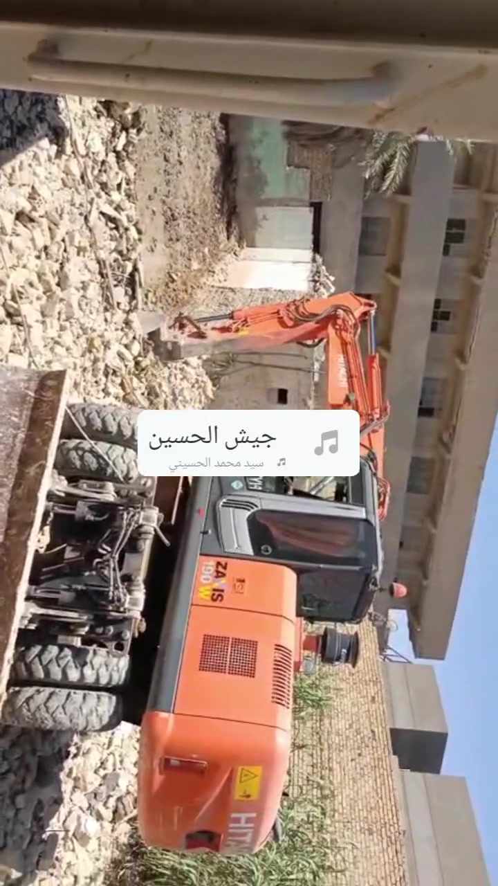 حفاره هيتاشي زت ثري موديل 2011
للبيع***********
