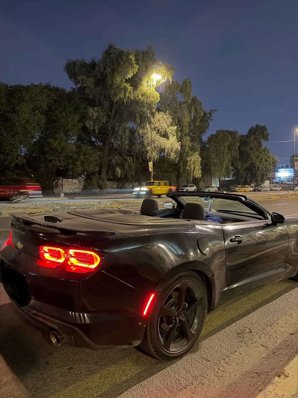 كمارو1Lt
2023

 كشف

محرك 4 سلندر توربو

فول مواصفات  ماشية 35 الف

صبغ حزام حادثها جاملغ خلفي وبل باب اثر تخريب

رقم الهاتف  ***********

عنوان سياره بغداد 

للبيع او مراوس 

سعر 145
