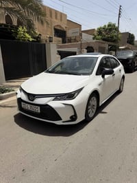 كورلا هايبرد شكل الخليجي 2024 ماشية 52 الف السيارة بدون صبغ بيهة بارد ...
