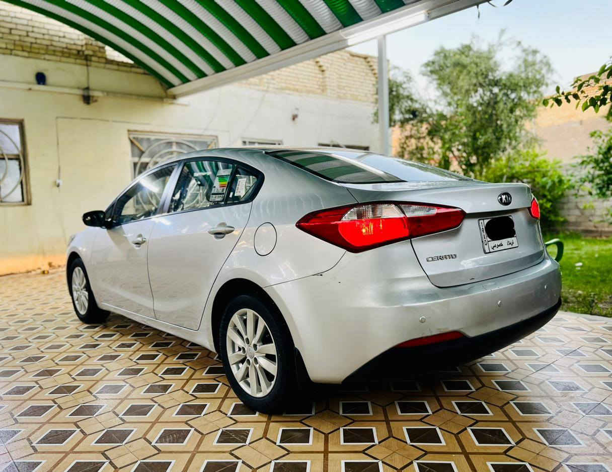 السلام عليكم سيراتو موديل 2015 خليجيه رقم كربلاء سنويه لل 2028 تحويل ثاني يوم مكفوله كفاله عامه ضربه وصبغ وفتح وتبديل ماشيه 117 الف حقيقي مكينه وكير كفاله حداديه جديده تخم تايرجديد تبريد ثلج 🥶 مكينه 1600 ما مفتوحه شاشه كامره خلفيه حساس خلفي تحكم ستيرن مانع انزلاق دواخل شركه مفروشه ارضيه جلد جاهزه السياره من كلشي السعر المطلوب 120$ وبيها مجال اي استفسار اتصل عله هذا الرقم
                            ***********  
مكاني ديوانية قضاء المهناوية
