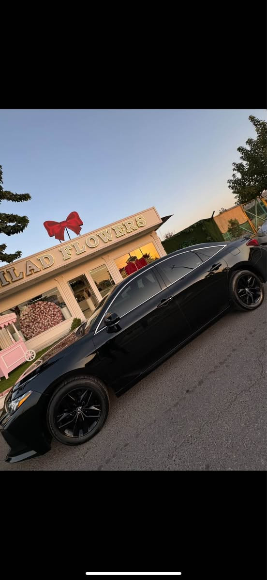 ‏Toyota Avalon XLE 2020 كلين تايتل 
سعر 238$
مكان سيارة زاخو 
‏‎بصمه  
‏‎ابواب بصمه  
‏‎كشن جلد 
‏‎كشن تدفئة
‏‎تبريد قطعتين 
‏‎شاشة كبيرة 
‏‎كاميرا
‏‎حساس كامل 
‏‎لايتات ليد
‏‎دبل ايكو - نورمال - سبورت 
‏‎كير سبورت 
النقطه العمياء
قفل الباب تلقائي
كاشف التصادم
كاميرا الخلفية
تثبيت السرعة تخفيف السرعه رادار 
عرض مراقبة ضغط الاطارات
فورميك
مقود كهربائي
نضام الفرامل المانعة للنغلاقABS

*********** ☎️ زاخو, دهوك
