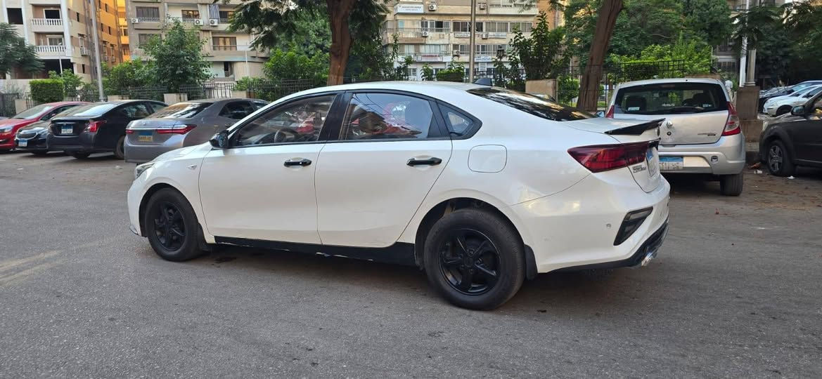 جراند سيراتو 2019
عداد 130
تانى فئه خليجي 
فبريكا بالكامل برا وجوا 
مثبت سرعه 
طارة مالطى شاشه اندرويد
Abs
جنوط شاشه اندرويد 
رخصه سنتين ونصف مرور الجيزة العجوزة, الجيزة


**إذا كنت صاحب هذا الإعلان وتريد حذفه لأي سبب، رجاءا أرسل رسالة إلى الدعم الفني**