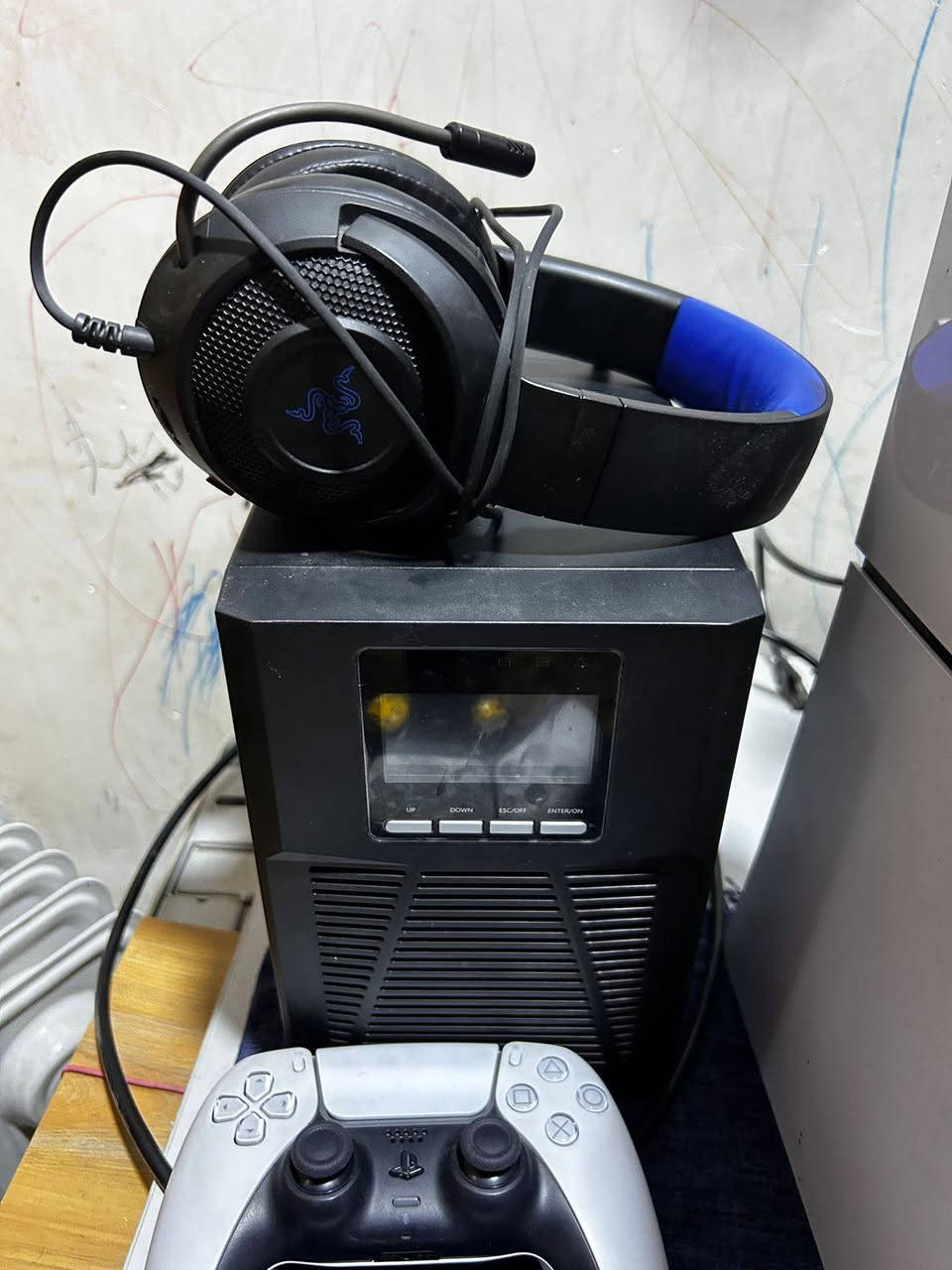 السلام عليكم
سيت اب بلي ٥ كامل للبيع 

بلي ٥ سلم ١ تيرا ديجيتال 
يجي ويا جوستيكات ثنين 

سماعة razer kraken x 

شاشة BenQ ZOWIE XL2411P
 حجم ٢٤ انج تردد ١٤٤ هيرتز بنل tn بدقة fhd 

Ubs اونلاين 
١ كي في بطاريتين 

العاب فيفا ٢٦ و٢٥ وباتلفيلد ١ وv وقرص gtav 

السعر مليون و٢٥٠


**إذا كنت صاحب هذا الإعلان وتريد حذفه لأي سبب، رجاءا أرسل رسالة إلى الدعم الفني**