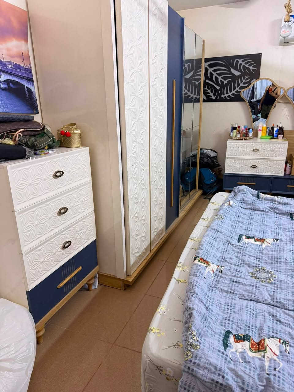 غرف نوم مستعملة نظيفة 
للاتصال ***********
