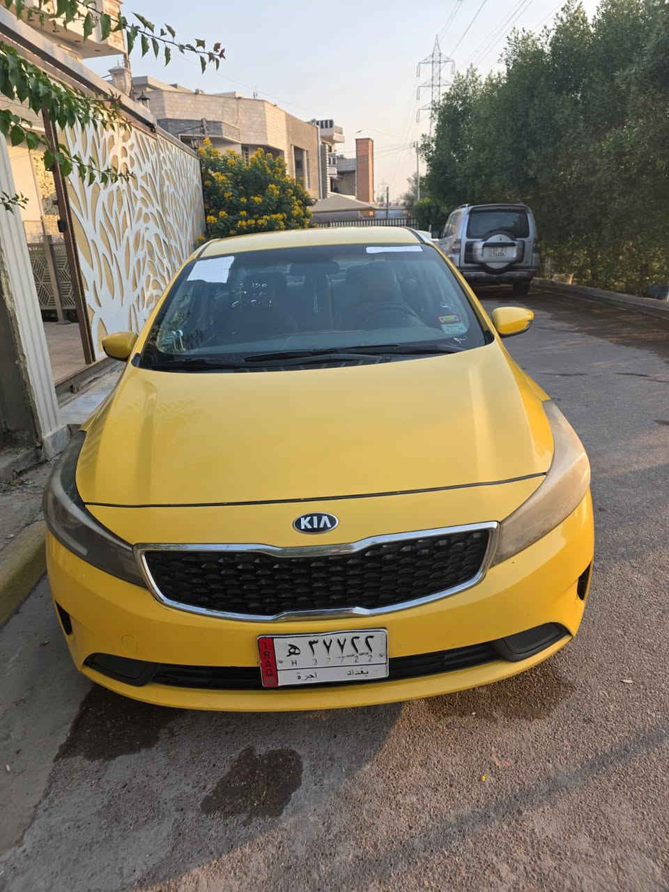 فورتي وارد أمريكي مديل 17 حادثها جاملغ امامي تبديل ونص الباب مال السائق بدون يرباك بدون دواخل شاصي لغد مكفول السياره جاهزه من كلشي كير محرك صدر تبريد صور الحادث ما موجوده عندي السعر ١١٢ بيها مجال قليل مكانها حي العامل م ***********
