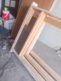 باب • مستعمل نظيف • ٢٥٠×١٢٠سم