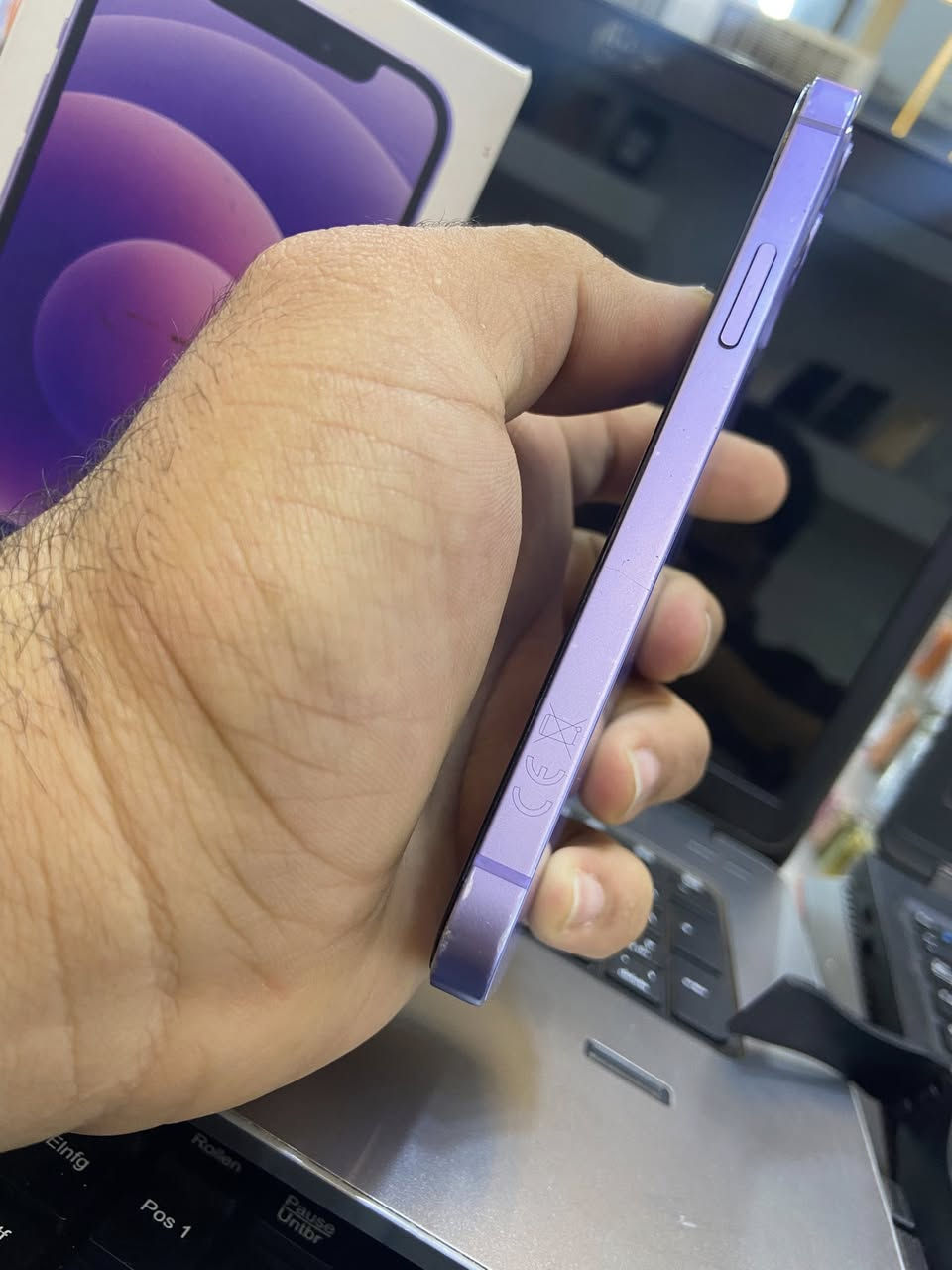 سلام عليكم ايفون ١٢ عادي ذاكره 128 بطاريه ٨٧ جهاز نظافته 100 ب 100 جديد جهاز كلش مو شون جان 3AAA 
عنوانه بغداد الجديدة شارع المسبح 
***********
سعره 360 الف ويا كارتونه
