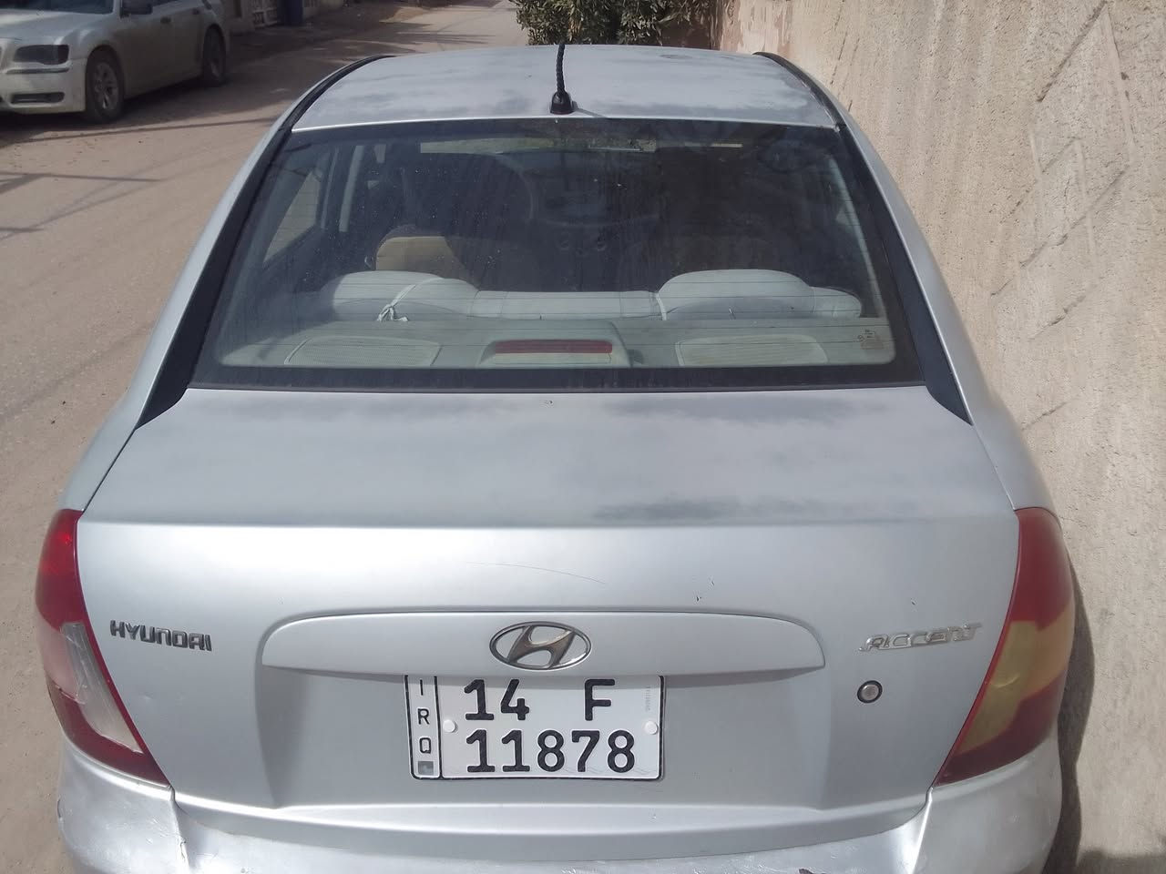 السلام عليكم سيارة أكسنت ٢٠١١ رقم بصرة دولي مكينه وكير وحداديه و تبريد كهربائيات شغاله مكان البصره ابي الخصيب سعر ٧٣ رقم التلفون ***********
