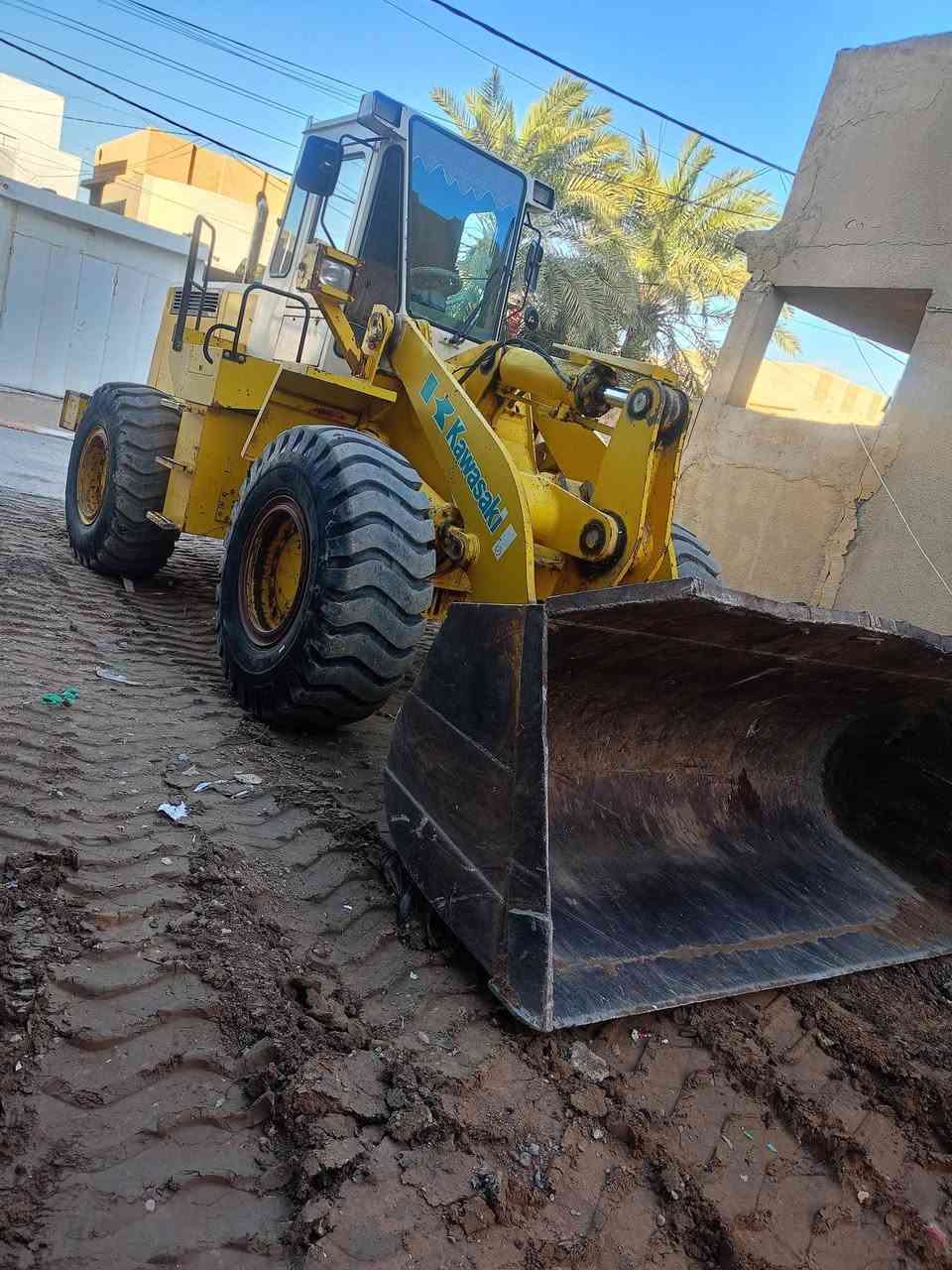 السلام عليكم شفل 80 زد 3 ماكينه جاهزه للعمل للبيع ***********
