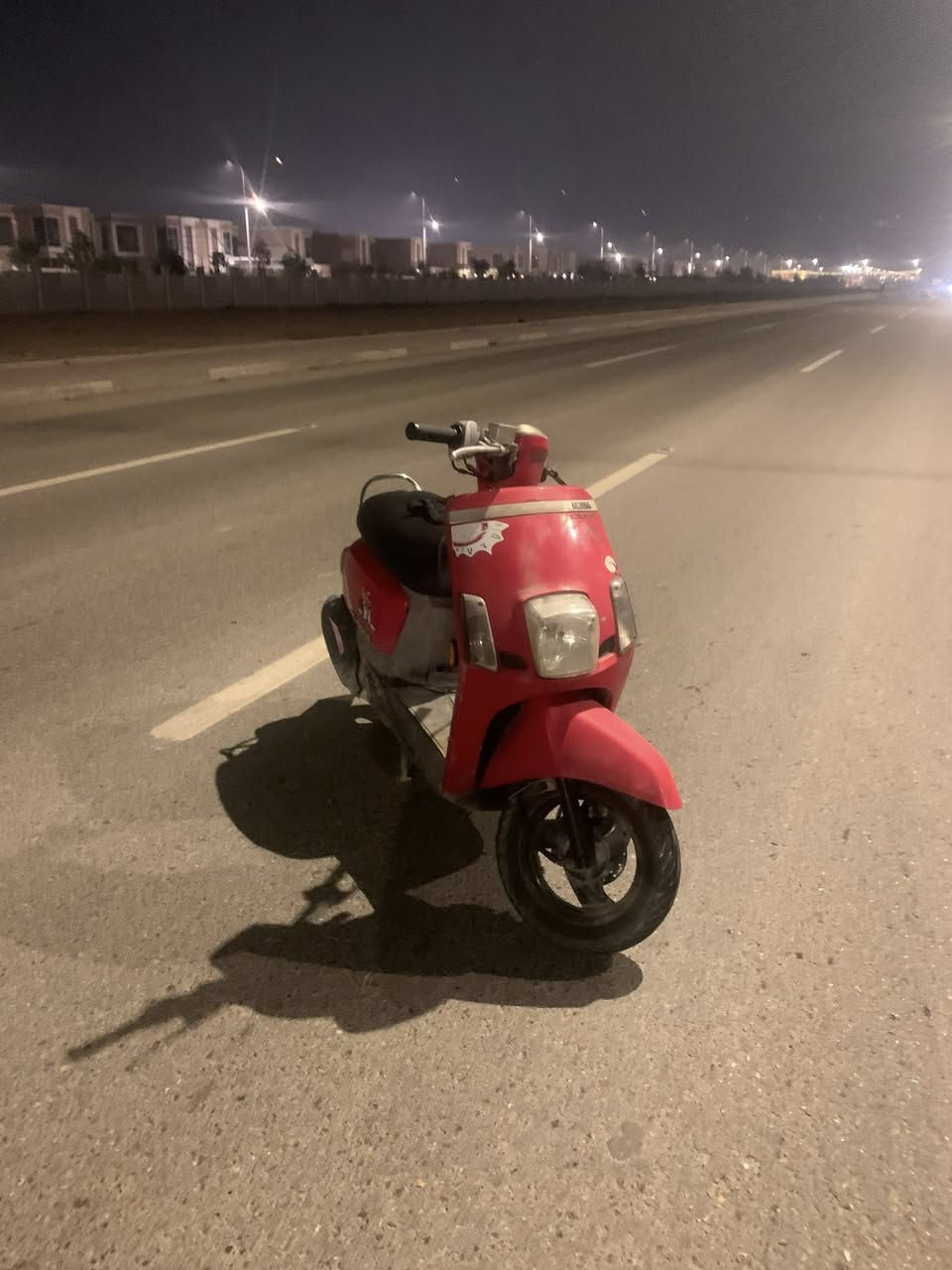 🚲 دراجة ماكس بوليس  
📅 الموديل: 2009  
🎨 اللون: أحمر  
🔧 الحالة: ملاحات فول  
✅ مكفولة كفالة عامة

العنوان البصرة الجزيرة
رقمي الواتساب ***********

📞 للاستفسار:  
***********
