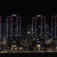 للبيع ٣شقق في مجمع البروج   🟢مساحة ١٨٧م طابق ارضي ب ٣١٠$ تدفع ٢٥٠$ كاش...