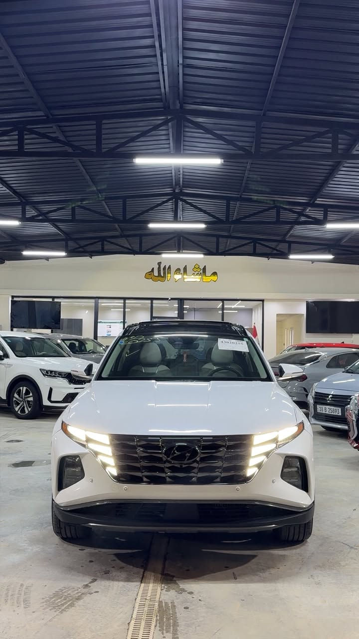 متوفر داخل صالة عرض شركة ( نجوم السواحل ) ✅
هونداي توكسان 2024 HYBRID LIMITED فول مواصفات
حادث السياره كما موضح بالصور ( بدون تبديل + بدون صبغ ) 
بدون أيرباك بدون أيرباك 📍
1-بصمة تشغيل +بصمة أبواب + تشغيل عن بعد 
2-سلايد روڤ ( بانورما ) 
2-تقديم وترجيع من خلال البصمه 
3-مقاعد الأماميه كهرباء + تدفئة + تبريد 
4-مقعد خزن ميموري 
5-حساسات أمامي + خلفي 
6-جنطه كهرباء 
7- كامرات 5 ( 360 درجه ) 
8-لد أمامي + لد خلفي 
9-داخل أوف وايت 
10-هاند بريك 
11-كير دكم 
12-شاشه تبريد لمس 
وباقي المواصفات المعروفه 
بدون رقم تترقم جميع المحافظات ( الرقم مجاني ) 
معروضه 225 بيه مجال بسيط 
للأستفسار أكثر زورونا الى موقع الشركة 
بابل-حي الطياره - قرب شركة آسياسيل
او الأتصال ع الارقام التاليه 👇👇👇
*********** / محمد الحميري 
*********** / علي الجبوري
