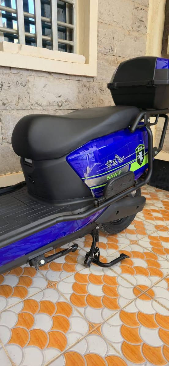 السلام عليكم دراجة شحن للبيع
موديل (2025)مستعمل قليل  6بطاريات كبار
فول مواصفات بصمة/تشغيل عن بعد/Rبك/ (ملف 2000)
(العنوان ديالى بعقوبة التحرير) للاتصال (***********)
