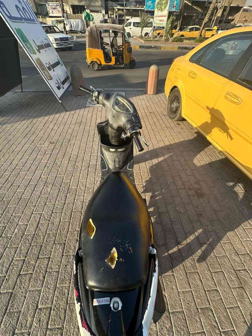 سلام عليكم ماكس عدله للبيع دراجه مكفوله كفاله عامه دراجه رمبه سعر 700وبيه مجال مكان بغداد رقم ***********

