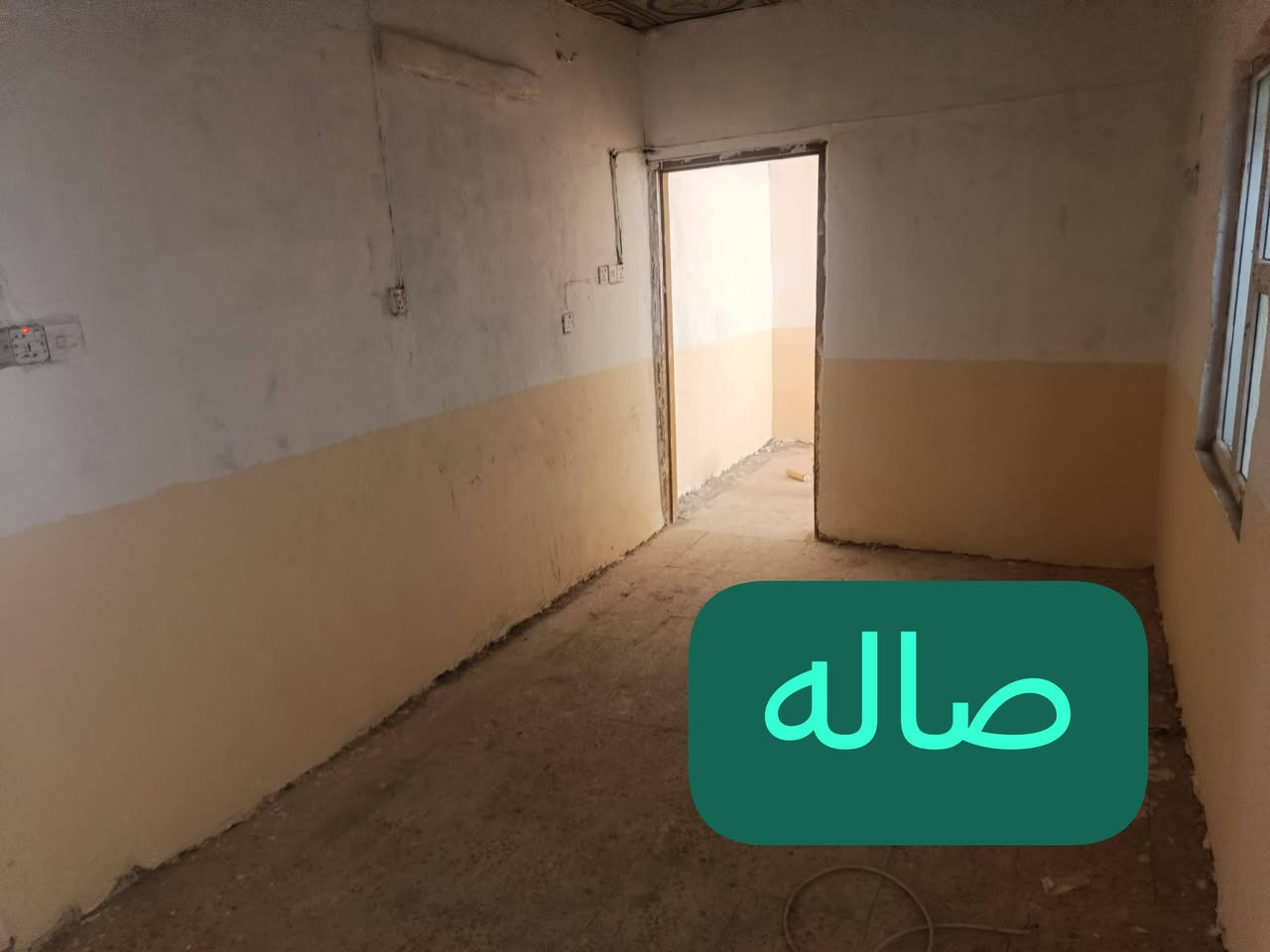 يوجد دار للرهن حي الرحمه  قريب بوابه شارع الامام علي ثاني فرع 110متر غرفتين وصاله ومطبخ وصحيات عدد 2للرهن الدار فارغ حاليا وترميم جديد *********** اني راعيه مو مكتب 15نهايته
