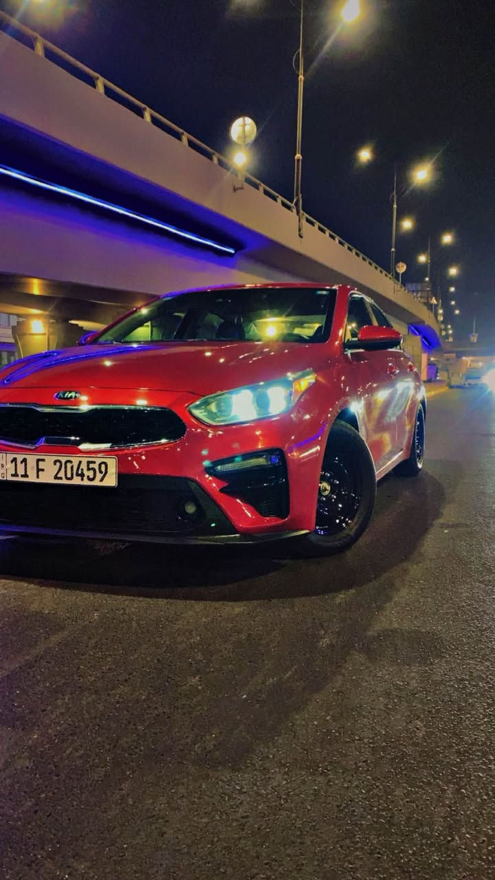 فورتي 2019 s 
ماشيه 77 الف سياره حادثه موضح بالصور وعلى اثره نصبغ باب الصدر وجاملغ الخلفي فقط صبغ يعني ماكو ضربه سياره بچم كبس مكينه كير خير من الله وبضمانتي سياره مدوشمه وتخم تاير جواها وباتري جديد سياره مال جناي الله شاهد واترجاكم المايعجبه المنشور خل يعبره وكلشي بسعره وتحياتي الكم مكاني حي العدل هذا رقمي
*********** بغداد, العراق
