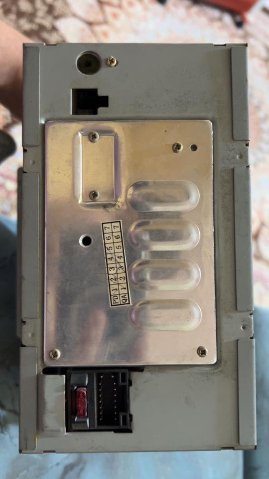 سلام عليكم للبيع مسجل شيري فلاوين شغال ً وع فحص   السعر 30 مكاني بابل الشراي يتصل ع الرقم ***********
