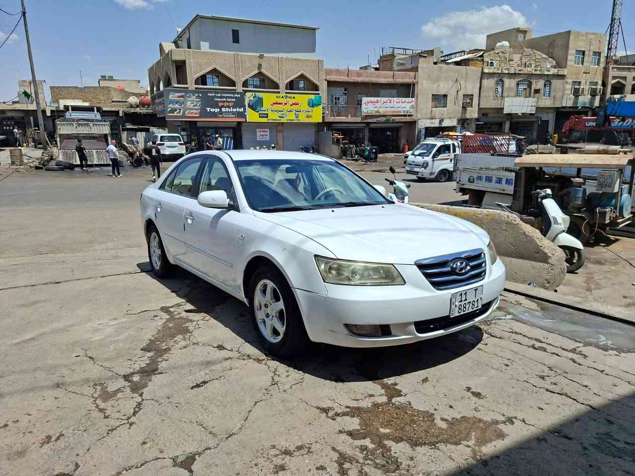 للبيع سونتا خليجي موديل ٢٠٠٦ ماشيه ١٨٤ مكينه ٢٤٠٠ بيها صبغ جاملغ وشويه بالبنيد سيارة جهازة من كلشي السعر ١٠٥ وبيها مجال السيارة بسمي مكاني بغداد اي استفسار الاتصال على ***********
