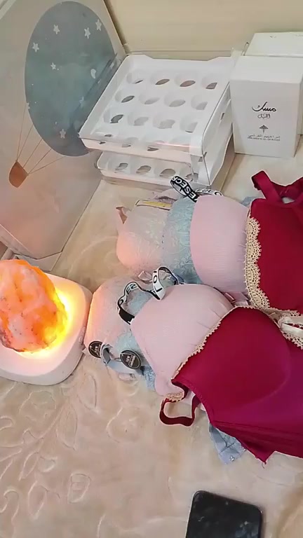 حمالات بألف ونص واندر بالف 😍


**إذا كنت صاحب هذا الإعلان وتريد حذفه لأي سبب، رجاءا أرسل رسالة إلى الدعم الفني**