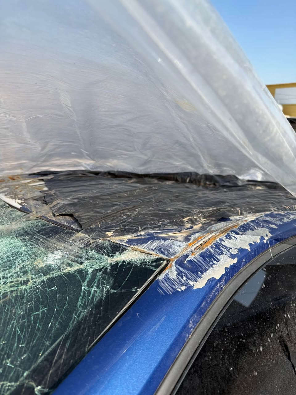 السيارة بدون تصليح للبيع ب سعر كلش مناسب🔥
Chevrolet Camaro 2023
شيفروليه كامارو ٢٠٢٣
موصفات RS

مكينة ٤سلندر+توربو حجم ٢.٠لتر
ماشية 37,000 ميل 

ضرر السيارة مثل ما موضح بالصور مقلوبة و مضروبة بجم السيارة كلشي موضح بالصور انا انطيك كير و محرك شرط بدون اي خلل السيارة 

ل اي استفسار عن السيارة تكدر تتواصل معاي 

كورك-واتس اب
*********** دهوك, العراق
