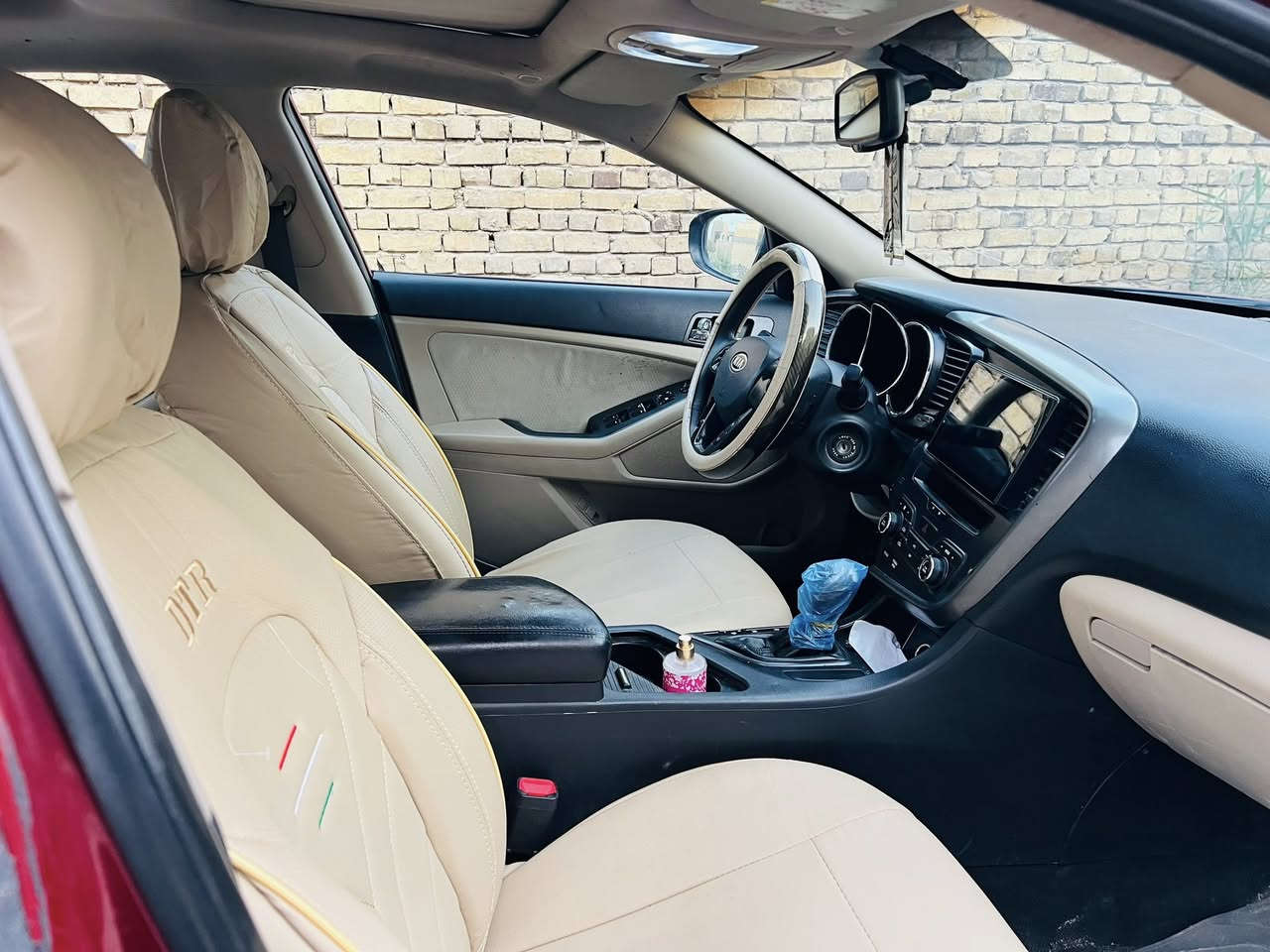 كيا اوبتما 2013 خليجي دخول جديد كارتون 
كصة جنطة شغل باجات متوم ارقام وسنويه طبق الاصل إنكليزي مكينه دوش كفاله كارتون 
سقف بنوراما طكتين تبريد ثلج دواخل بيجي كشنات جلد حداديه 100/100 تخم تاير توني شاده نظام قياده ايكو 
مثبت سرعه كهربائيات شغاله من الطول لطول 
سياره جاهزه على آخر حبايه 
السعر 48 وبيه مجال 
مكان الشطرة ***********
