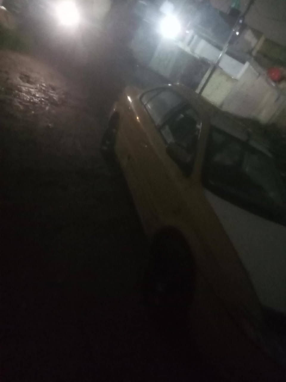 سلام عليكم سمند 2011 كير ومكينه مكفولات لاتنقيص ولاتبخير تبريد ثلج تحويل يمتى مايعجبك مطلوبه غرامات 600  على المشتري وهيؤه مصفره سعر 19 (*********** المكان بغداد سبع البور
