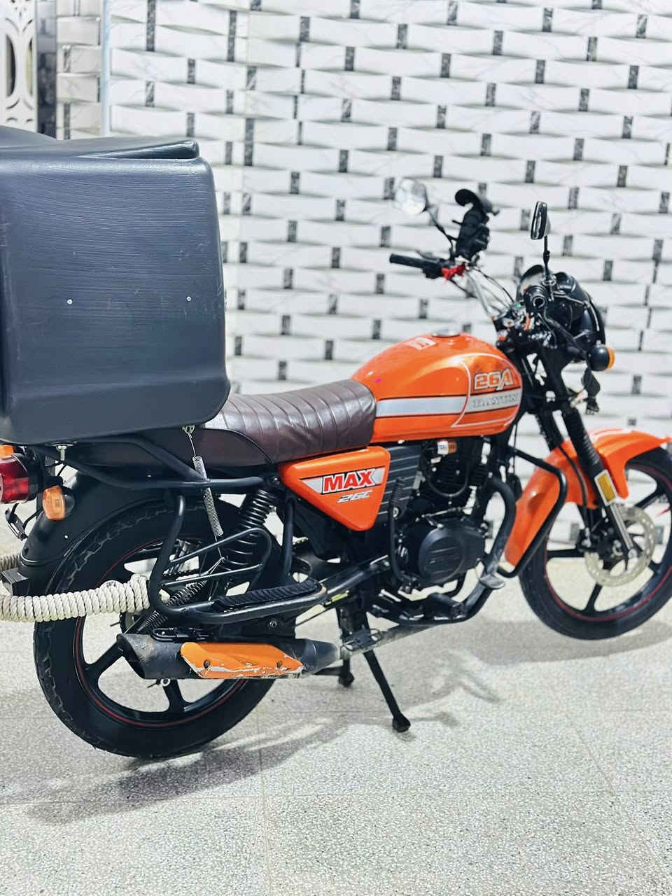 ياالله سلام عليكم دراجه للبيع تعمير ع ايدي شلصي 21 وتعمير 23مكينه بجيس دراجه مامشتغل بيه اهواي تشغيل ع نبعد حساس اصلي بيه كربيات كله شغاله سلف هندر اكلجات اكبل يومين بدلتهن ابو 50شلعه فول ورزانه فول اوراق اصولي تاخه منه تروح اترقم سعرر 1750


**إذا كنت صاحب هذا الإعلان وتريد حذفه لأي سبب، رجاءا أرسل رسالة إلى الدعم الفني**