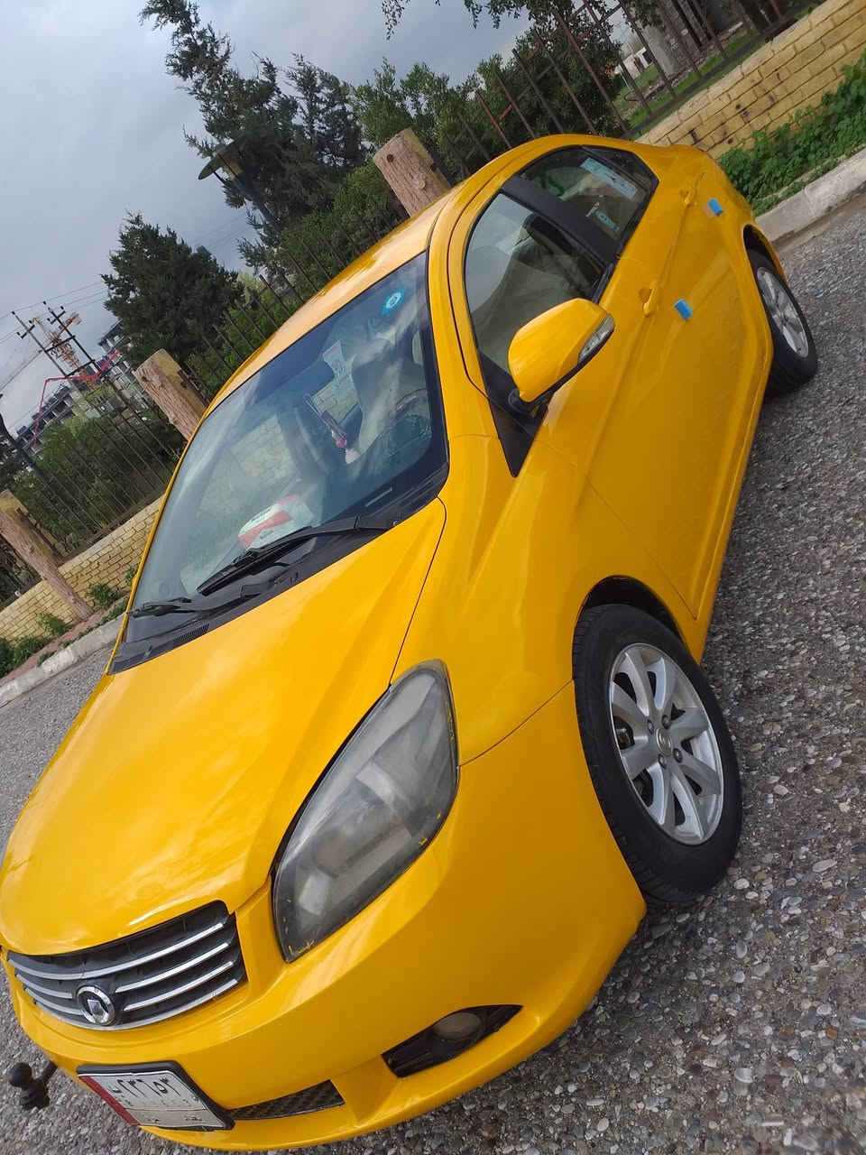 متاح اكريت ويل 2011 مشروع وطني هيه غرام صفر شرط تحويل  يل كوبون بنزين بيه ضرر تصفيلت بيه كير محرك شرط كير محرك يارس صدر جديد كهرابءياته كامله قفل مركزي دوشمه جديده *********** شراي يجي خاص وهذه رقمي ٥٢ بيه مجال
