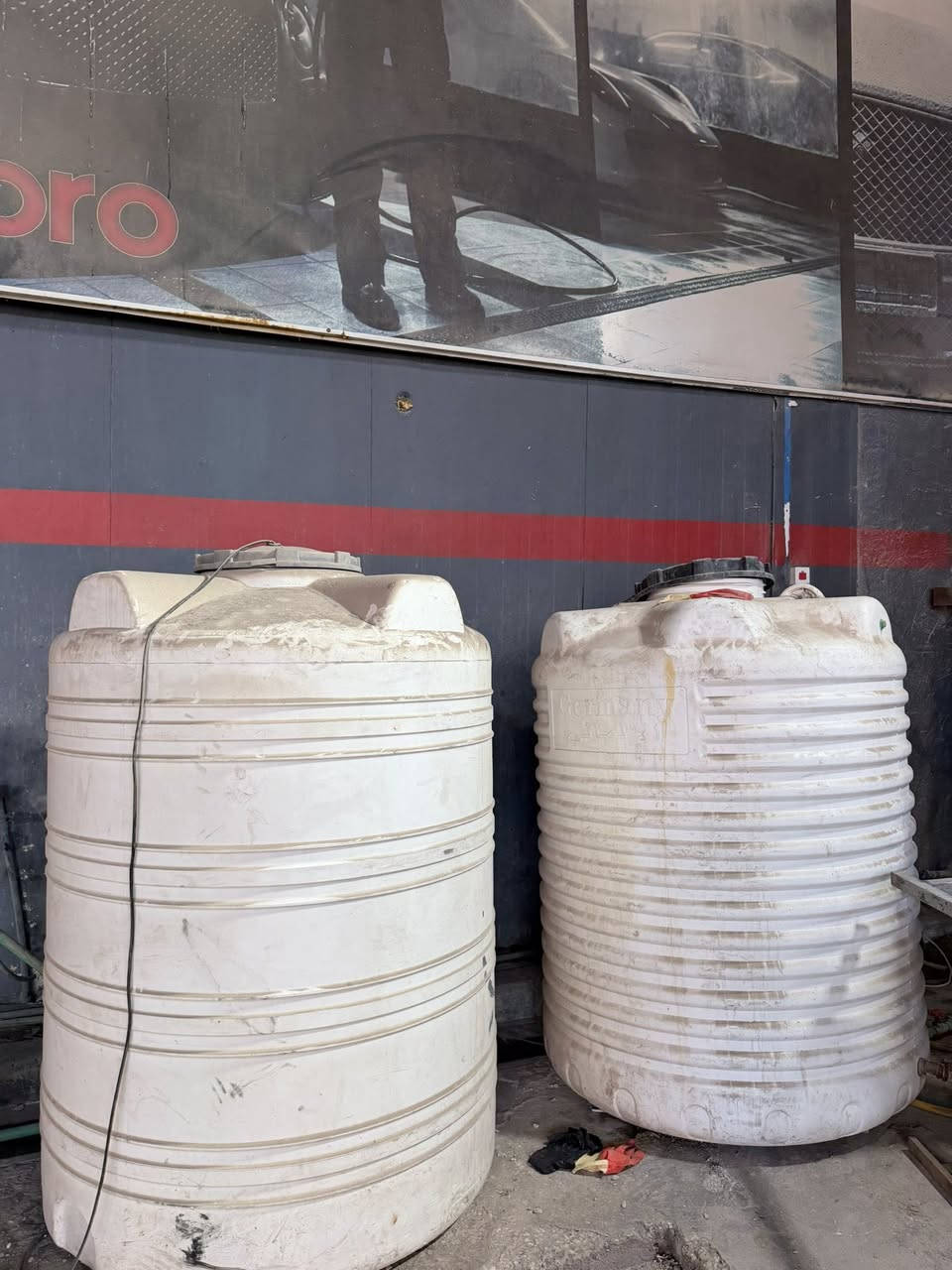 السلام عليكم
متوفر غراض محطة غسل كاملة وشغالات بدون اي نقص
جكَات عراقي وهندي عدد ٤
بشاره عموديه عدد ٢
بشارة طرح عدد ٣
بشارة طرح ماء كار وبخار كهرباء وكاز عدد ١
رغوات غسل عدد ٣
تانكيات ماء ٢٠٠٠ لتر عدد ٢ و ١٠ الف عدد لتر ١ 
اجهزة بخار داخلي وخارجي عدد ٢
مكانس كهربائيه عدد ٣ وحدة منهم خاصة للدواخل شفط ماء وتنظيف 
مولدة كيا شغالة و متروكة
منظومة ماء ارو 
للاستفسار واتساب فقط
***********

المكان النجف الاشرف
