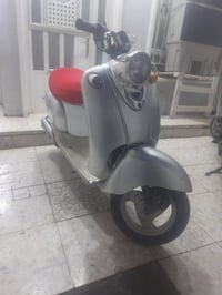 للبيع دراجه كلاسك مكاني لامين الثانيه السعر ٣٠٠بيهاا مجال ٠٧٧١٠٠٧٧٧٢٣