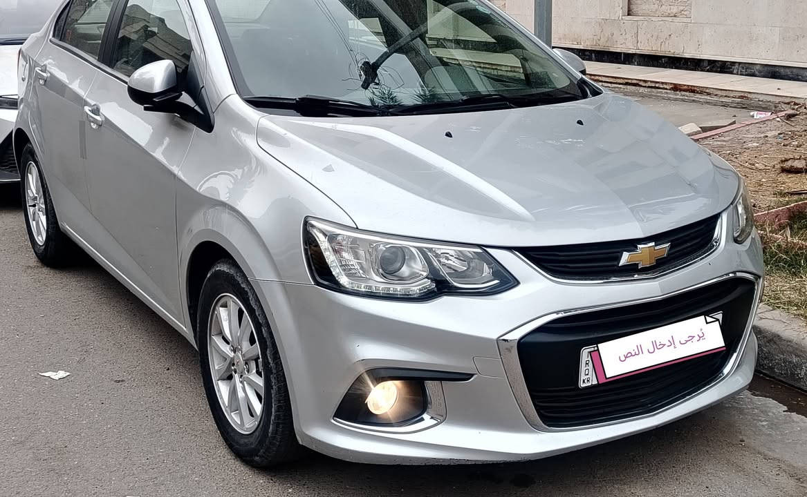 سلام عليكم شوفر افيو كوري وارد خليجي موديل 18 كفالة من كلشي للبيع رقم اربيل تحويل او وكالة  فول مواصفات ماشية 70 الف جديدة وبلادية بيها جاملغ صبغ اثر شخوط السيارة مال جناي للبيع 110 وبيها مجال حك التوجيب ***********
