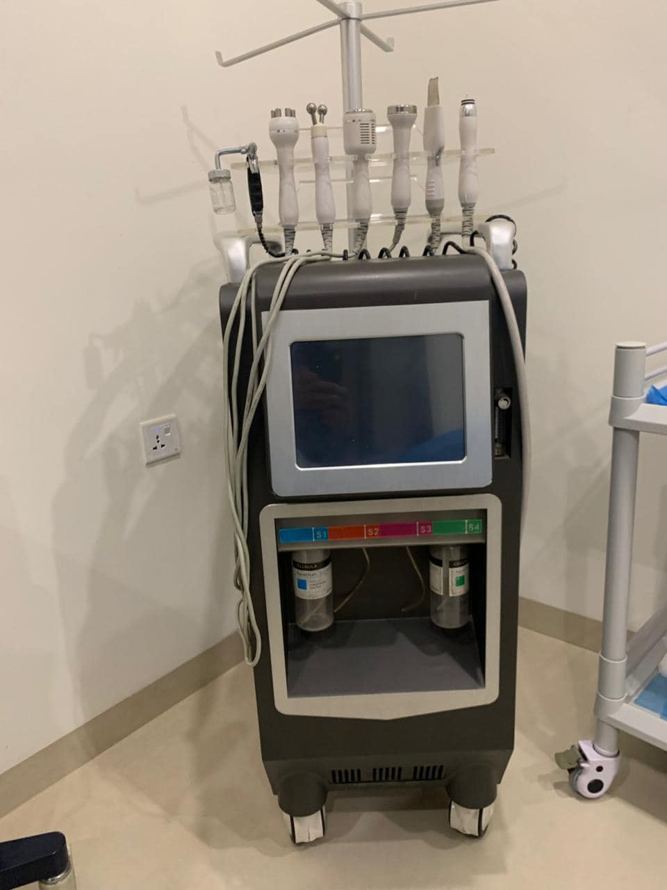 السلام عليكم اجهزة للبيع مامشتغله نهائياً 
اي استفسار راسلني خاص


**إذا كنت صاحب هذا الإعلان وتريد حذفه لأي سبب، رجاءا أرسل رسالة إلى الدعم الفني**