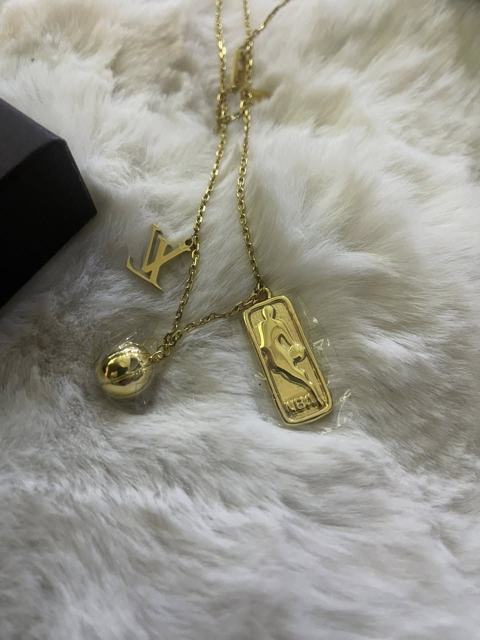 قلاده لويس فيتون وختم لويس فيتون باريس


**إذا كنت صاحب هذا الإعلان وتريد حذفه لأي سبب، رجاءا أرسل رسالة إلى الدعم الفني**