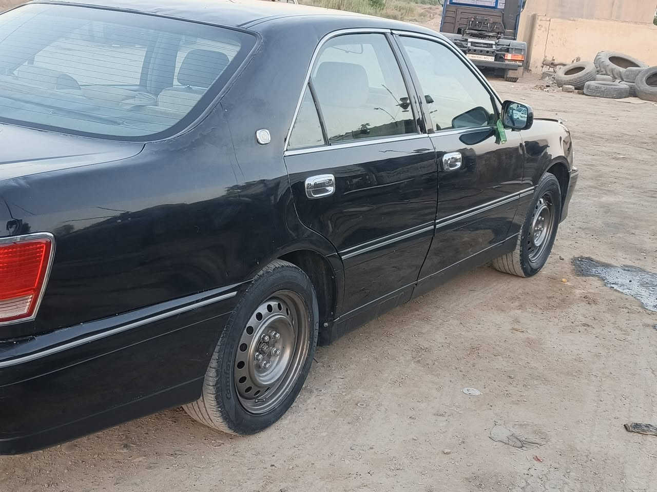 السلام عليكم ملكه 2002متوم شمالي طبق الاصل تبريد فول اربع دكم مكينه دي فور كبير كص جنطه مكاني واسط 34وبيها مجال ‏‪***********‬‏
