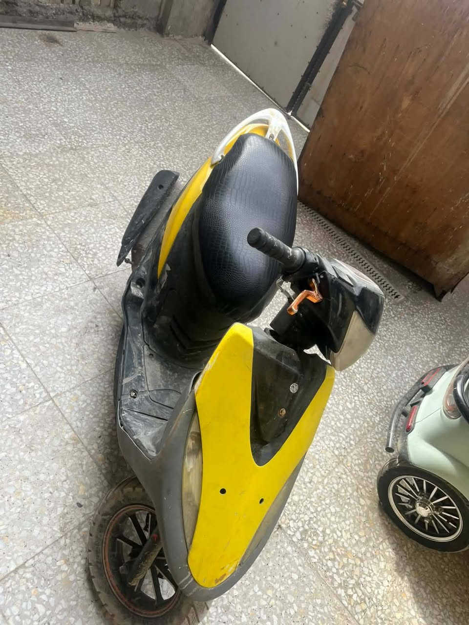 دراجه ماكس عدله شغاله هندر واحد كهربائيات شغاله سعر ٣٧٥ مكاني بغداد مدينه الصدر رقم الهاتف ***********
