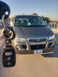 اخوان  السلام عليكم  للبيع  استاركس  موديل  ٢٠٠٠ بغداد رقم انكليزي صبغ...