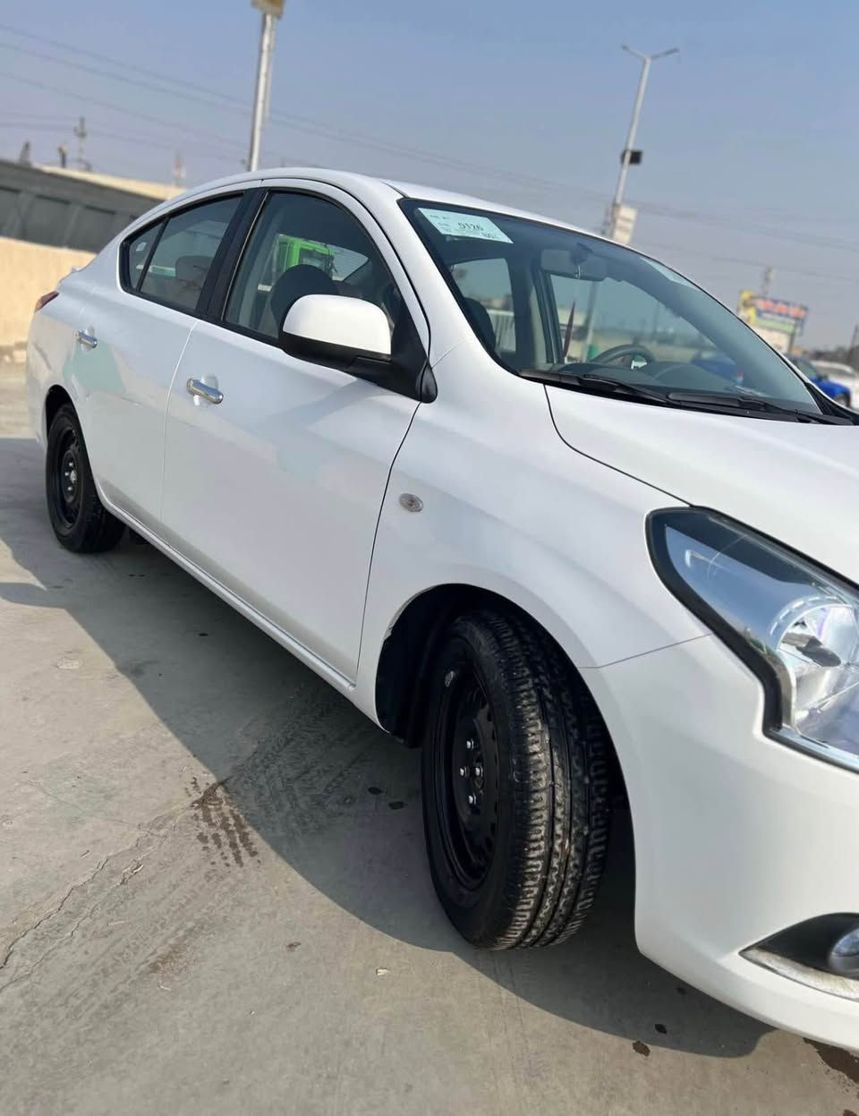 صني هندي 2024 بليته زركه كفاله عامه 
رقم اربيل مال شركة لؤلؤة الاعتماد 
ماشيه 20 الف كم 
السعر 123 ورقه 
*********** البصرة, العراق
