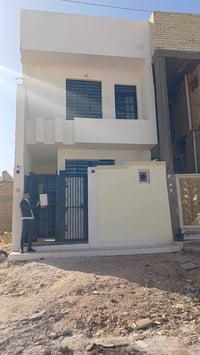 منطقة ٥٦ • ١٠٠م • طابق ونص