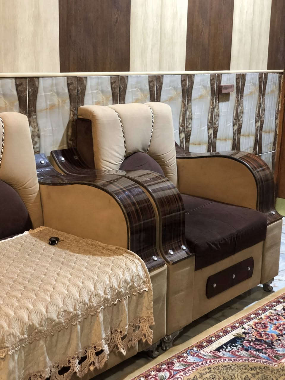 السلام عليكم تخم للبيع مثل ماموضح بلصور نضيف السعر 375 وبي مجال وتدلل رجاءً الموشراي لايضل يتفلسف ويصير ابو العريف الرزق على الله واشكال بلسوك المكان ديالى المقدادية شهربان حي العسكري..


**إذا كنت صاحب هذا الإعلان وتريد حذفه لأي سبب، رجاءا أرسل رسالة إلى الدعم الفني**