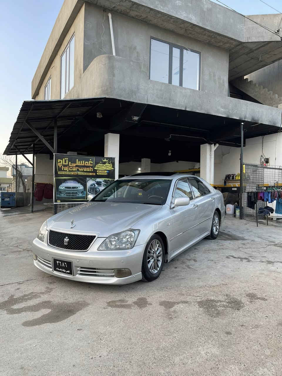 سەرتا بە ناوی خوای گەورە
شاهینە 2005 بڕاوە بڕاوە

182گێڕو مەکینە گەورەی بێدوکەڵ
سڵاید
کامل حاسە
ناو ڕەش
٤ تایەو ویلی نەوتی لۆکی لە ژێرە
تەبریدی ساردو گەرمە مەزبوتە بریکە بە سەراوە
جامی دواو پێشەی هەڵگیراوە بەس یەک دەبلی دواوەی ئەوی. سعر 53گەڵاو مەجال
لە پیرەمەگروونم
ژ.م ***********
