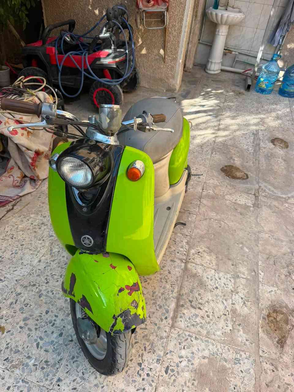 دراجه عبد الحليم للبيع نظيفه مكينه نشطه نص هندر تشتغل كهربائيات شغاله سعرها ٢٠٠ الف بيه مجال مكاني بغداد الحريه رقم *********** بي واتساب هم
