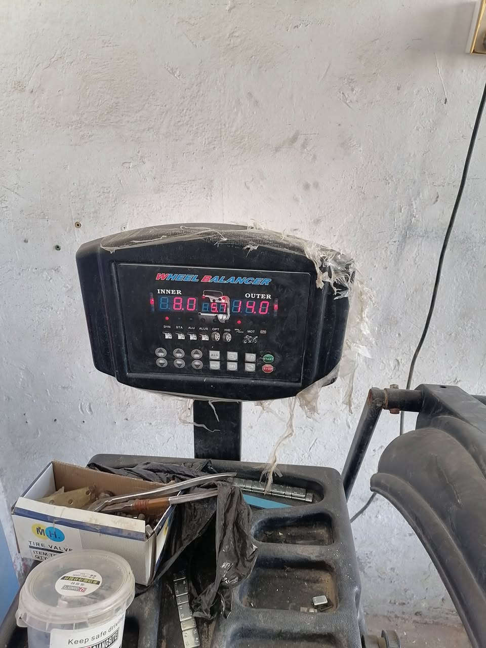 على بركة الله تم افتتاح خدمات ادم للبنجر. والبلنص 
نيتروجين وكافت الخدمات قرب مشتل الزعيم شارع اسواق طيبة وباانسب الاسعار العمل صباحأ ومساء خدمات مصطفى البابلي


**إذا كنت صاحب هذا الإعلان وتريد حذفه لأي سبب، رجاءا أرسل رسالة إلى الدعم الفني**