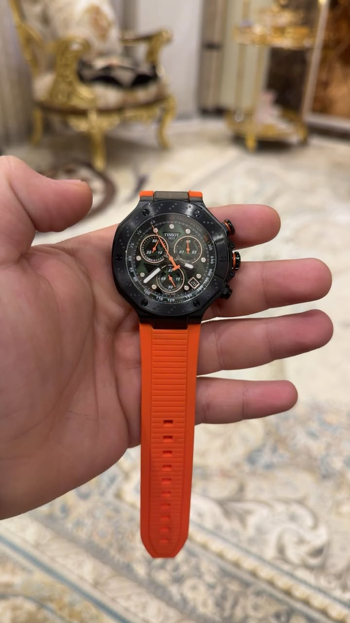 السلام عليكم
شلون الشباب 
قطعة مميزة من TISSOT

هذه ساعة يد كرونوغراف كوارتز من Tissot T-Race. 
تتميز بتصميم جريء مستوحى من سباقات الدراجات النارية.
العلبة مطلية بـ PVD باللون الأسود، والقرص أسود، والحزام من السيليكون البرتقالي.
الحركة سويسرية كوارتز كرونوغراف.
مقاومة للماء وتتميز بعقارب مغطاة بمادة Super-LumiNova المضيئة. 
السعر /مزاد فتحة بابه 100$ وفوك 
رتيلاته 720$ وفوك 
جديدة لوك كامل المرفقات 
$200 مرجوع


**إذا كنت صاحب هذا الإعلان وتريد حذفه لأي سبب، رجاءا أرسل رسالة إلى الدعم الفني**