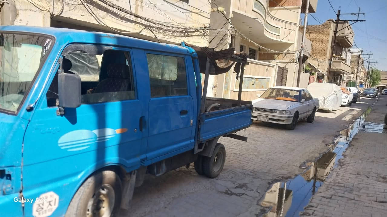 السيارة للبيع مديل 1994مكينه بيها خيط تبخير صدر تعبان  السعر 37ورقه او بيها مجال اتصل على الرقم ***********
