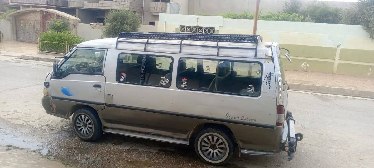 كيا للبيع موديل 95 محرك بي بخار السعر 38 بي مجال قليل ***********
