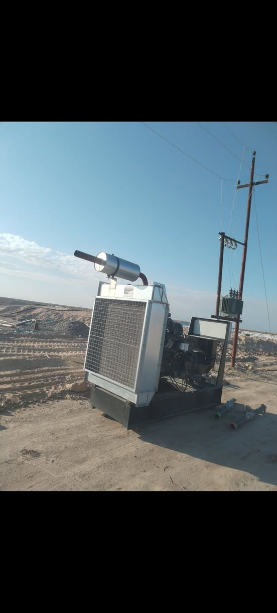 مولد للبيع
كمنز
المحرك شرط
24 ولف 
6 اسلندر 250 كيفي
السعر 62 ورقه وبي مجال
الاستفسار اكثر اتصال ع الارقام التالي 
***********
***********
