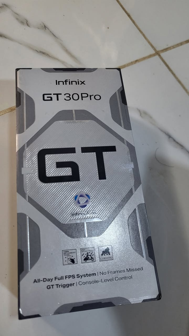 السلام عليكم للبيع انفنكس جيتي ٣٠ برو جهاز غني عن التعريف مستعمل شي قليل  سعره 300 للستفسار ***********
